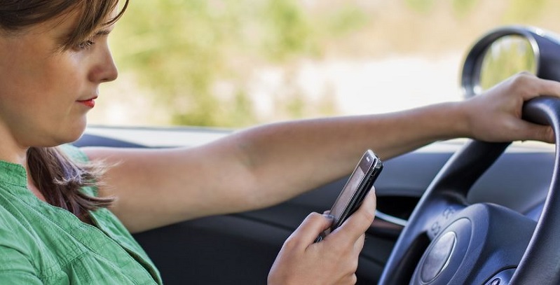 Texting and Driving in Colorado Causes Auto Accidents